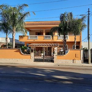Marebello Holiday Rooms